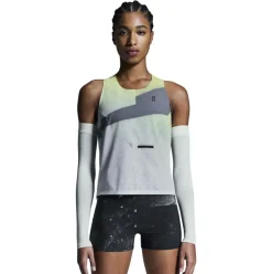 On Running On Race Women's Shorts - SS25